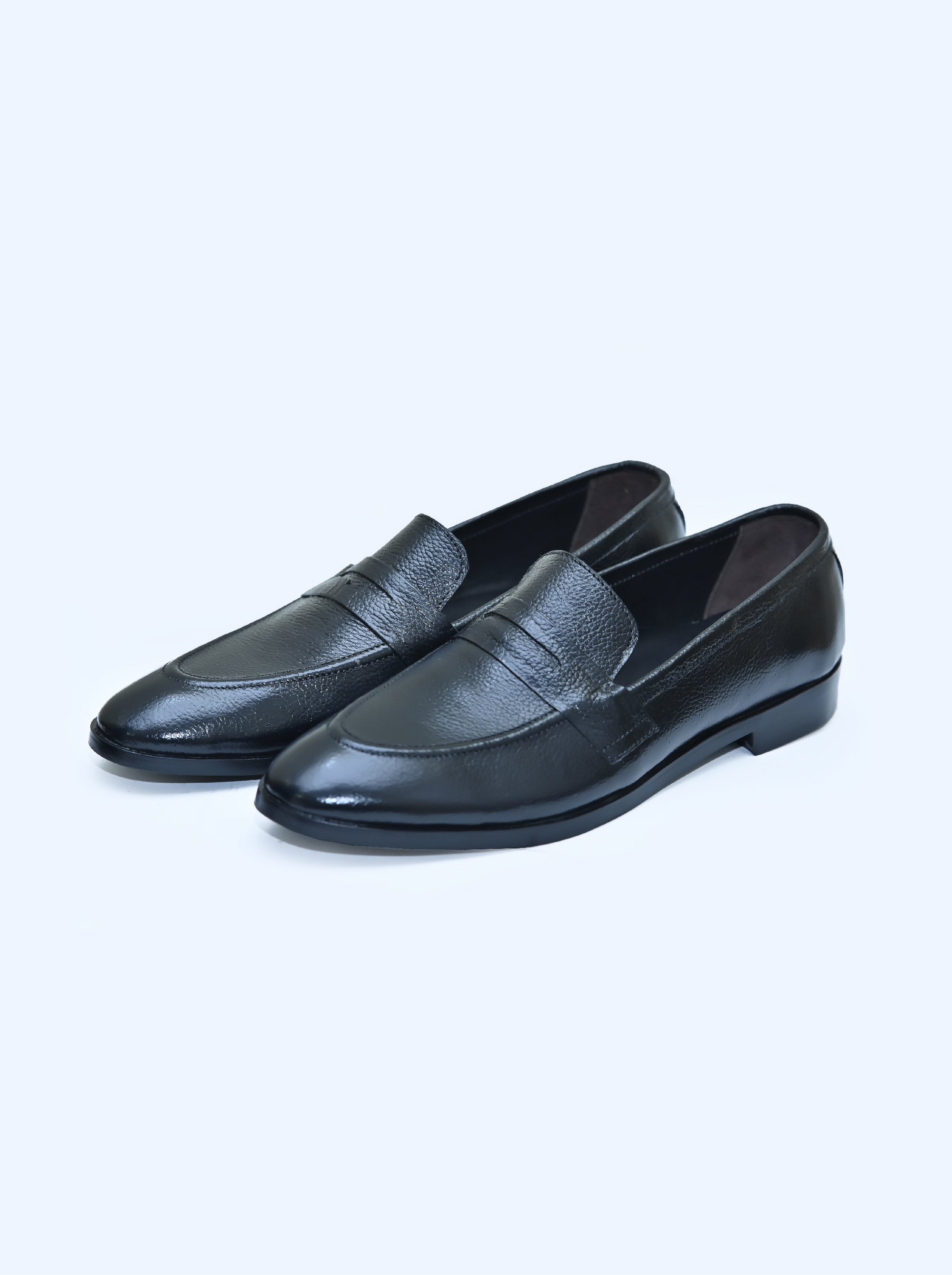 Luxe black  LK-328. By Macon